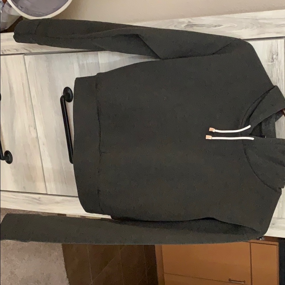 Crop hoodie